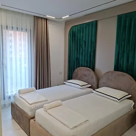 Oneluxury * Tirana